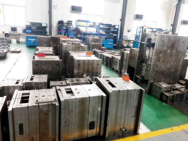 注塑模具设计与制造