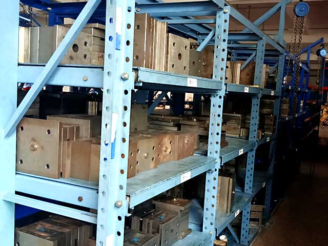 汽车零部件模具制造